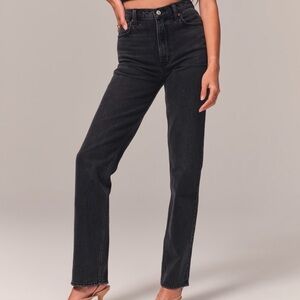 NWT Abercrombie & Fitch Curve Love 90’s Straight Ultra High-Rise SIZE 30 / 10R